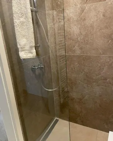 Seos Self Check In ,gratis Parken,apartment Mit Schlaf Und Studioapartmet アパート *