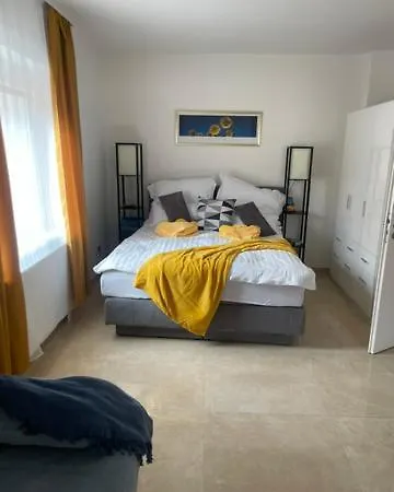 Seos Self Check In ,gratis Parken,apartment Mit Schlaf Und Studioapartmet アパート