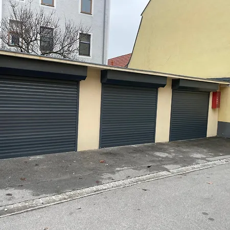 Seos Self Check In ,gratis Parken,apartment Mit Schlaf Und Studioapartmet * Graz