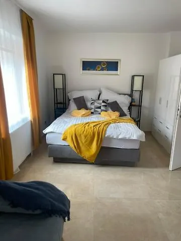 Seos Self Check In ,gratis Parken,apartment Mit Schlaf Und Studioapartmet Lägenhet